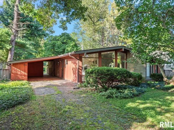 122 Circle Dr, Springfield, IL 62703