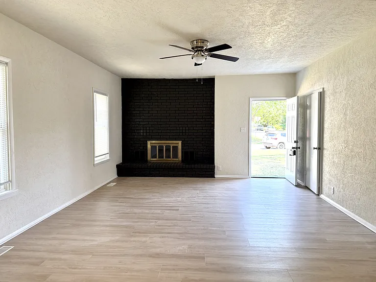 901 Wolverton St — Photo 9