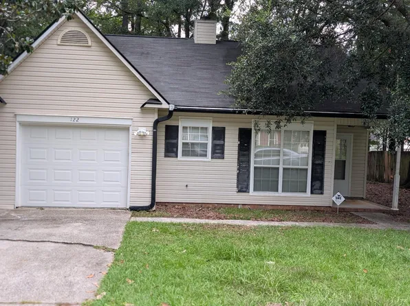 122 Beverly Dr, Ladson, SC 29456