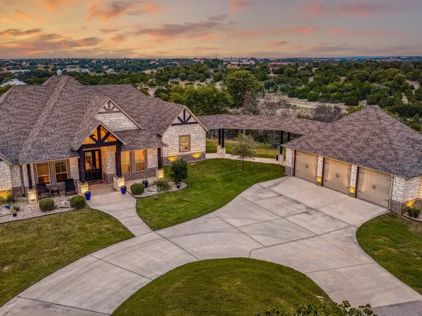 288 S Ridgeoak Ct, Weatherford, TX 76087