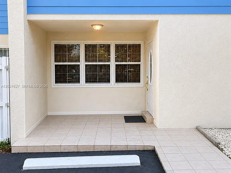 22317 SW 103rd Ave — Photo 2