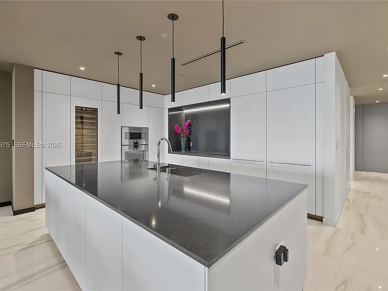 300 Biscayne Boulevard Way #3104 — Photo 8