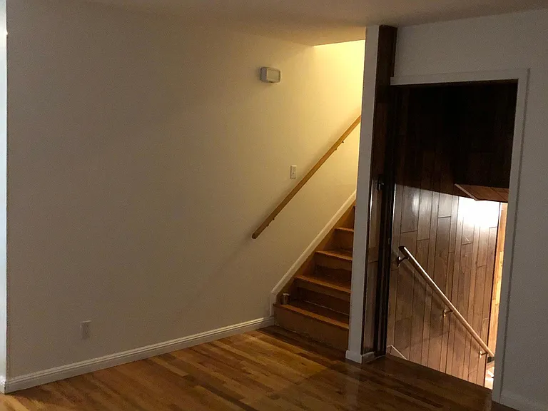 3384 Heights Dr — Photo 7