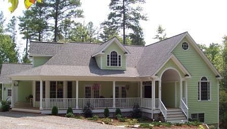 This home is situated on a large 3.34 acre homesite.