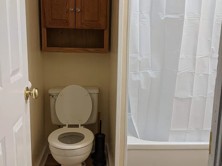 131 Kearsarge St — Photo 5