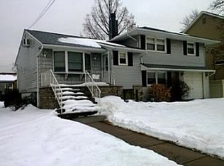10 Donovan Ave, Carteret, NJ 07008
