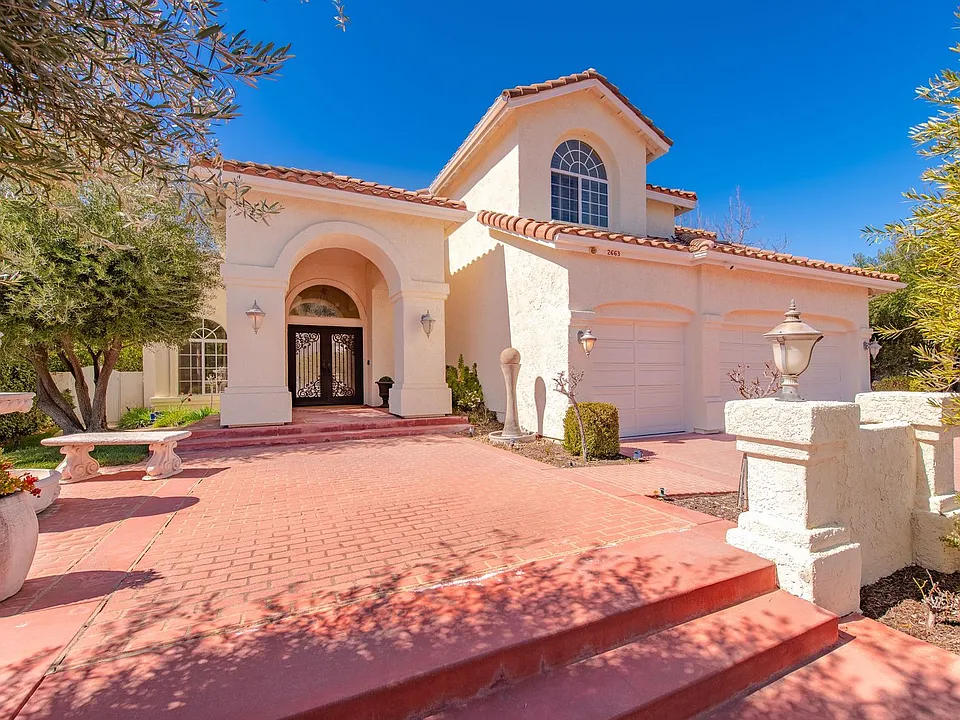 2663 Yellowwood Dr