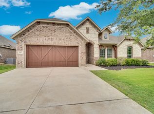437 Whispering Willow Dr, Midlothian, TX 76065