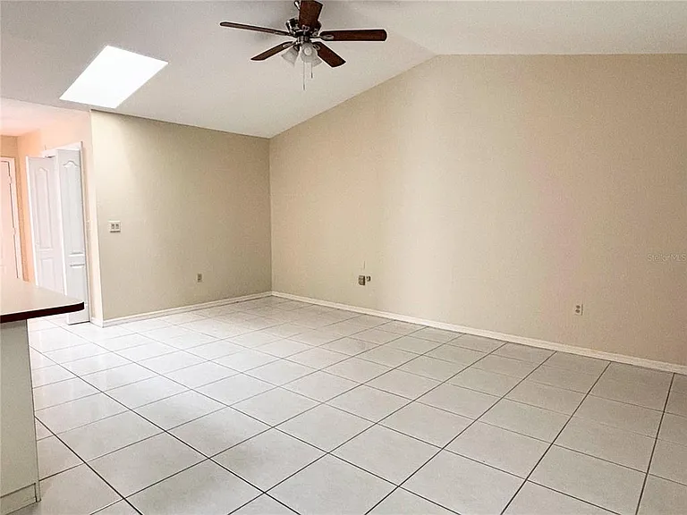 1503 Overland Dr — Photo 8