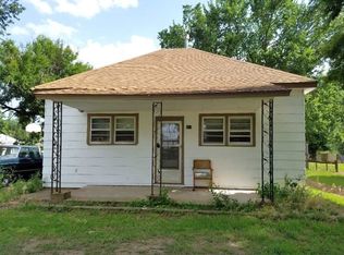 411 W Walnut St, Argonia, KS 67004