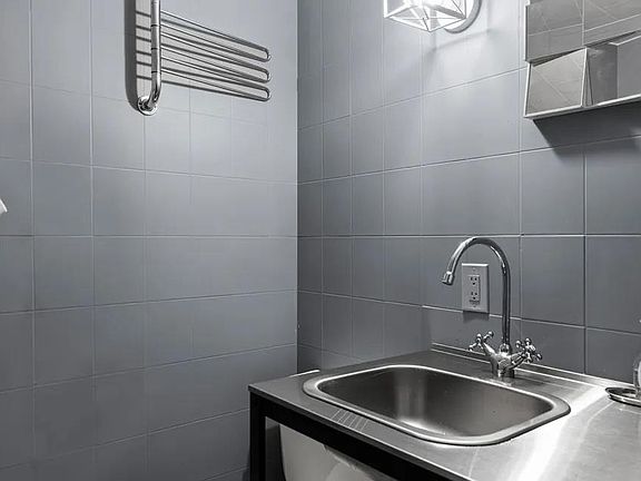 4th image of 7002 Boulevard East APT 23K