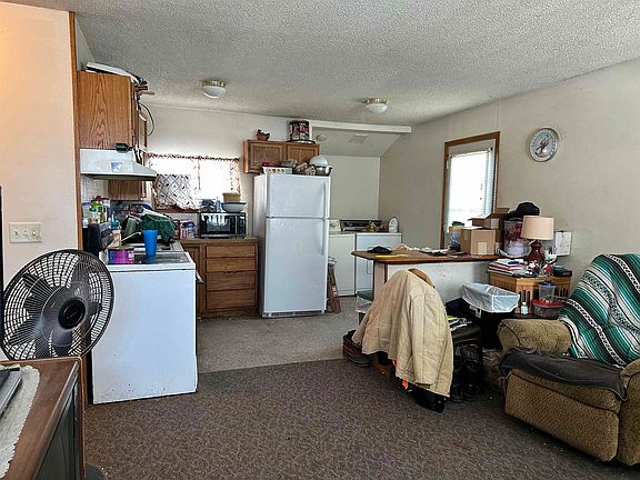 3rd image of 652 Viemont Ave