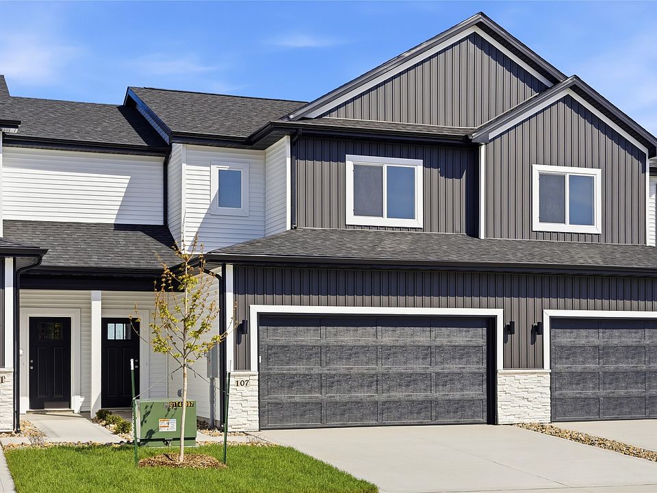 1st image of 107 NE Doe Pointe Ln
