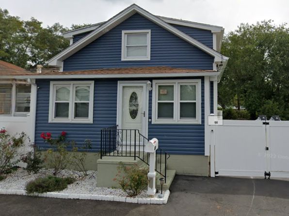 24 High St, West Haven, CT 06516