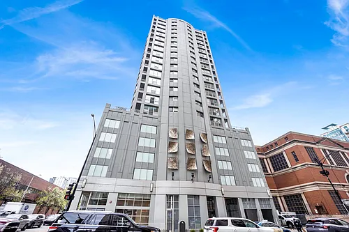 600 N Dearborn St #603 Photo 1