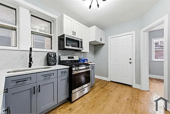 7824 S Euclid Ave #3 — Photo 14