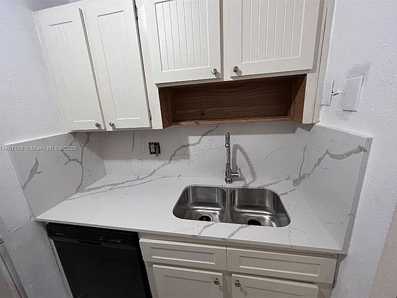 4th image of 10080 Twin Lakes Dr #38-C