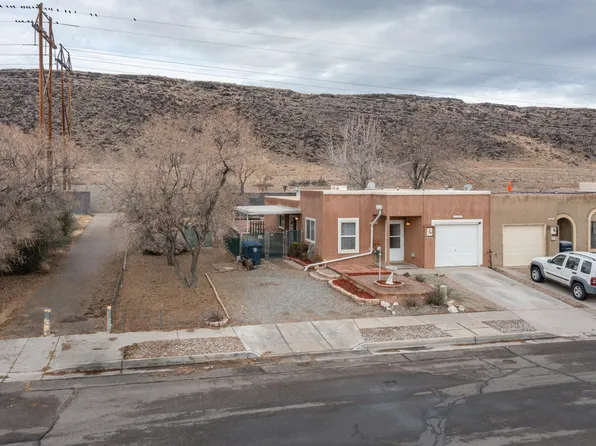 7029 Cleghorn Rd NW, Albuquerque, NM 87120