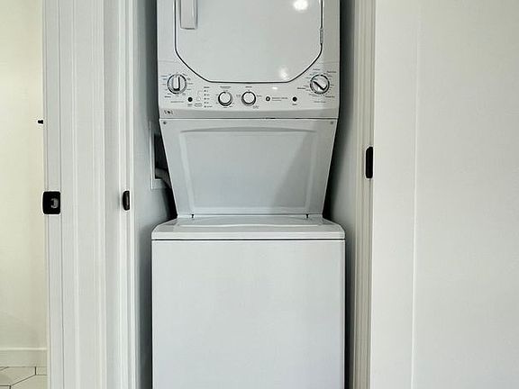 4th image of 7032 Remmet Ave #116