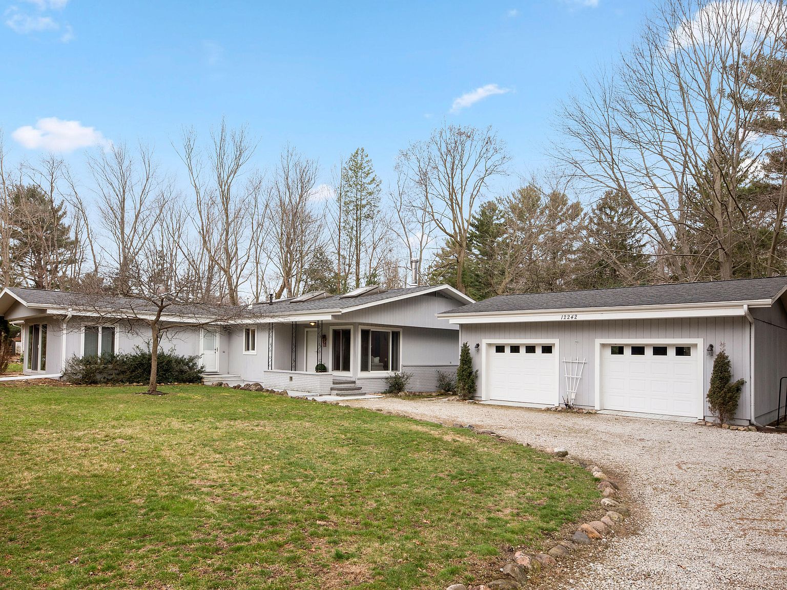 12242 Tower Hill Rd, Sawyer, MI 49125 | Zillow