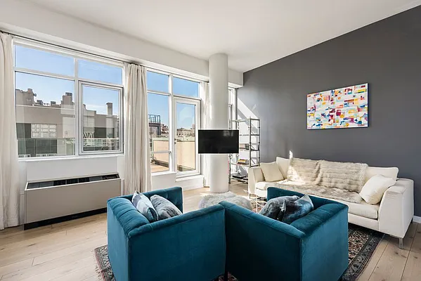 Sold by Nest Seekers International | media 15