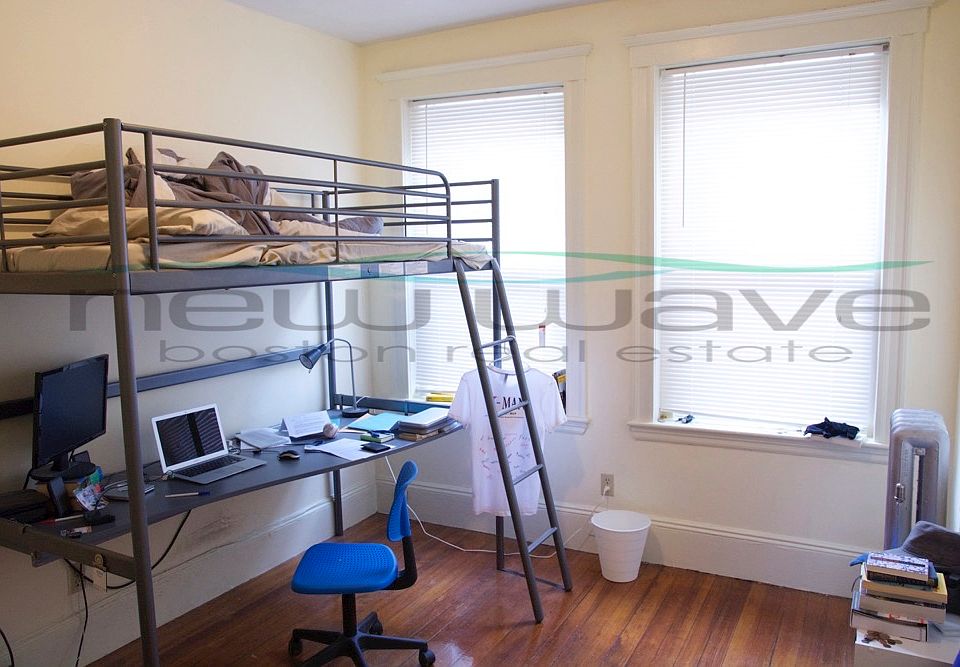 1st image of 51 Queensberry St APT 19