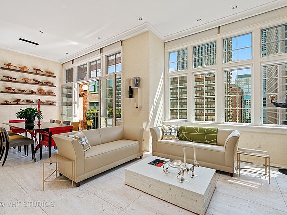 5th image of 199 E Lake Shore Dr #11E