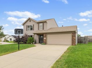 209 Rampart Dr, Fort Wayne, IN 46845