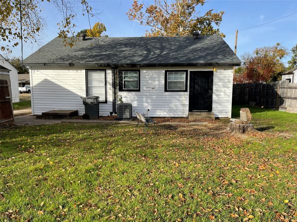 2312 Fincher Rd, Haltom City, TX 76117