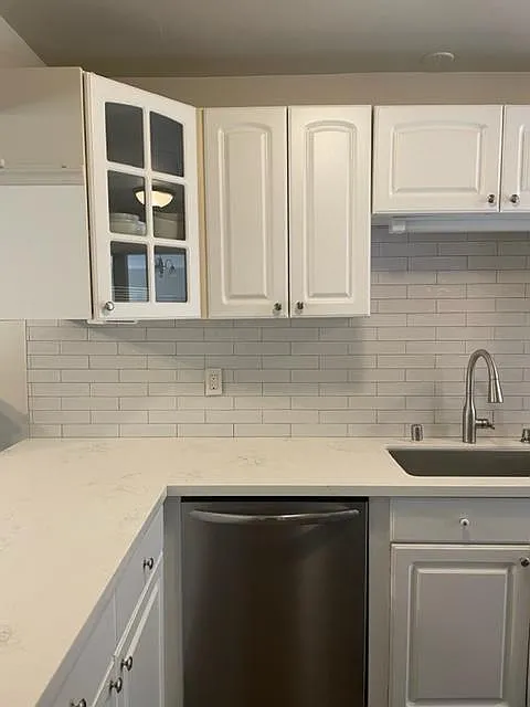 1757 Holland Cir photo 1