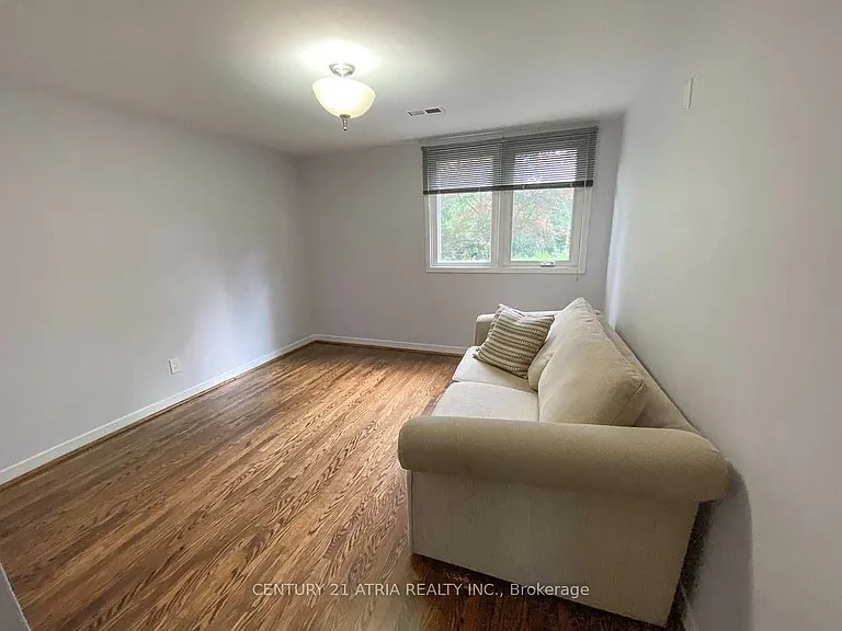 11 Danville Dr — Photo 16