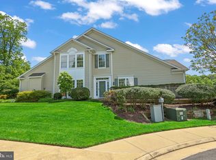 1988 Penfold Ct, Woodbridge, VA 22192
