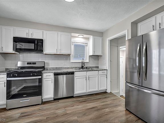 5th image of 4349 W 132nd St