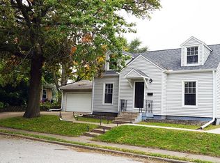 1604 W 16th St, Davenport, IA