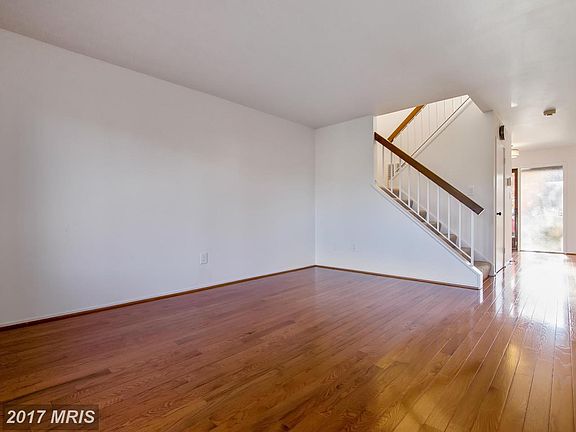 4th image of 9643 Shadow Oak Dr
