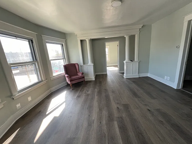 4 Jarvis St #2 — Photo 6
