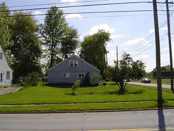 4th image of 19 Orrville Ave