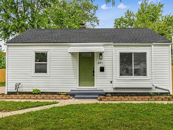 3rd image of 691 Elizabeth Ave