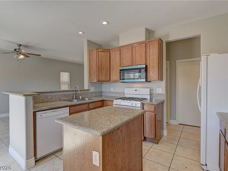 9091 Jumping Jacks Ave — Photo 7