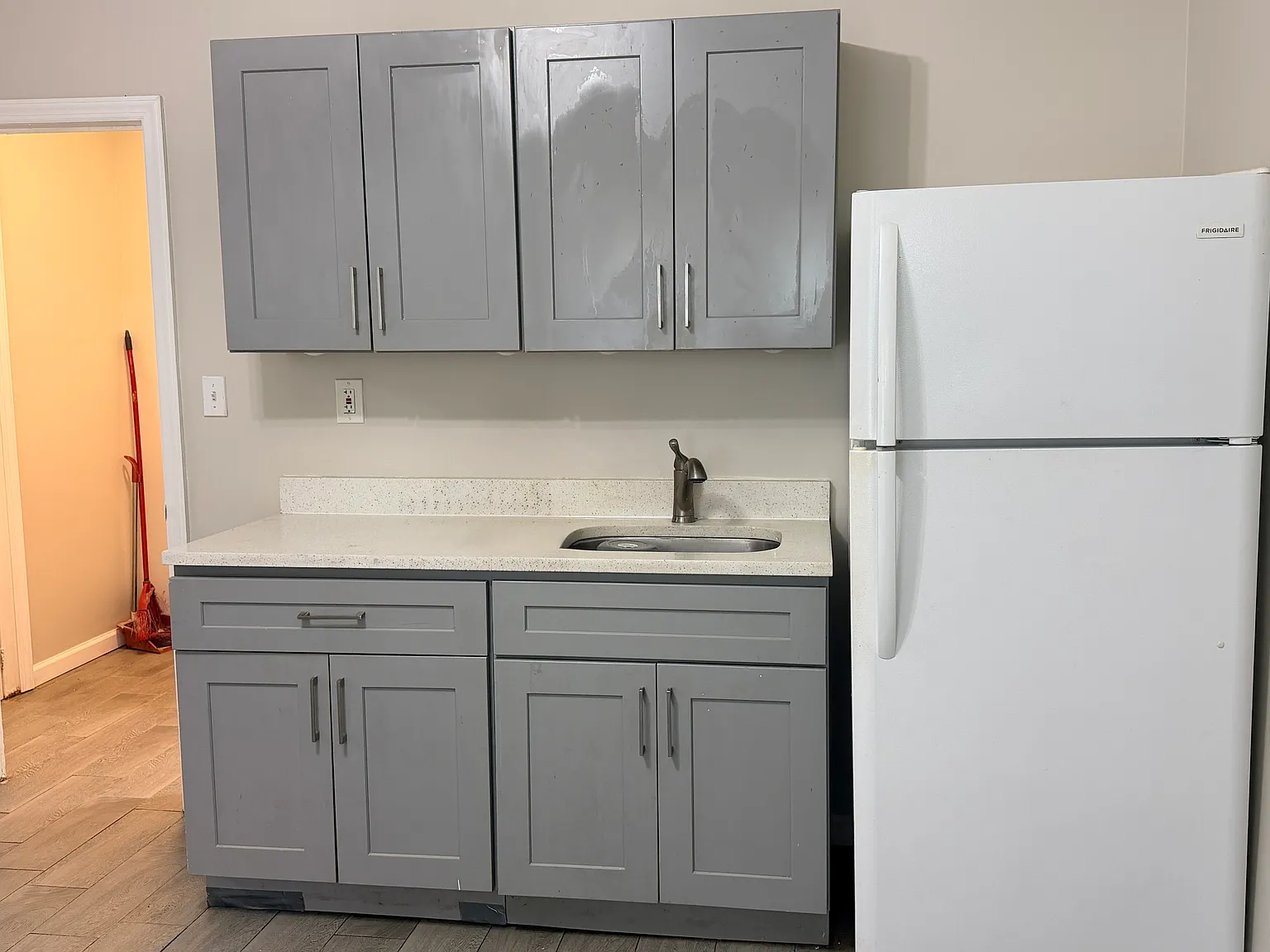 3 bed, $3,500 — Photo 4