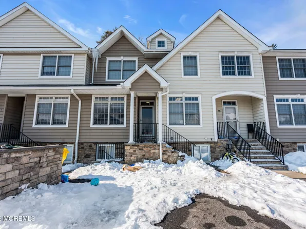 14 Natures Way, Lakewood, NJ 08701