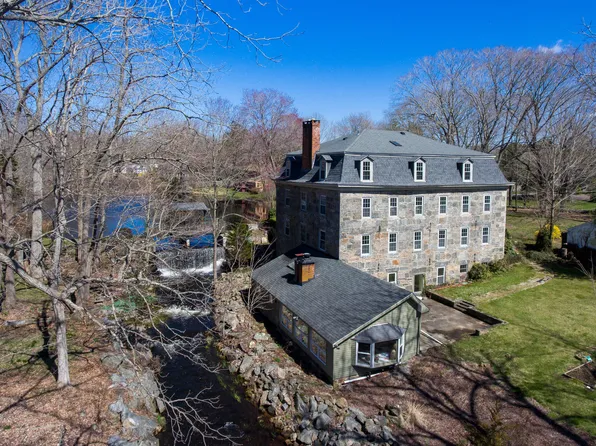 108 Sill Lane, Old Lyme, CT 06371