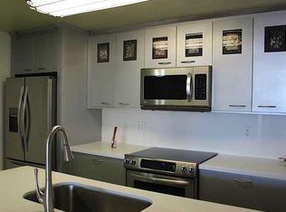 802 NE 27th Ave, Hallandale, FL 33009