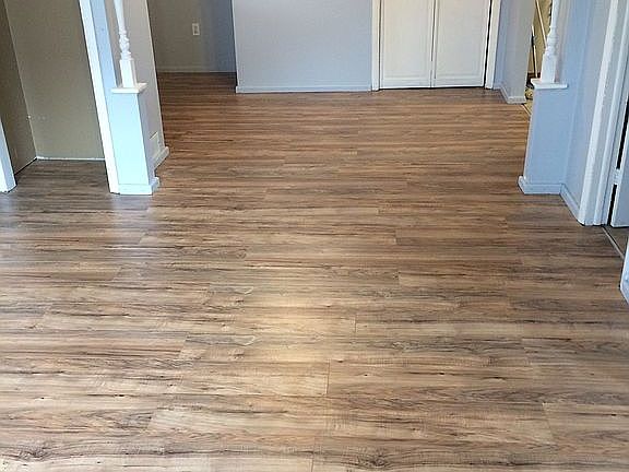 5th image of 220 Fairlawn Ave