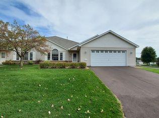 77 Brighton Path, Hudson, WI 54016