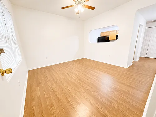 1238 Penn St NE #2 Photo 1
