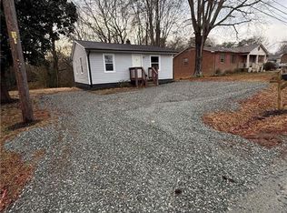 1118 Jackson St, Burlington, NC 27217