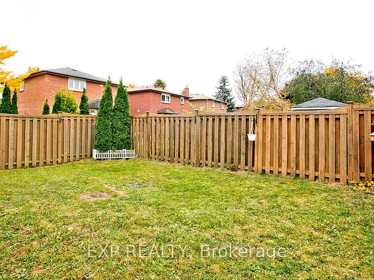 57 Belvedere Cres #MAIN — Photo 25
