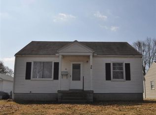 40 Elmwood Ave, Troy, OH 45373