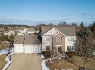 3430 Thornberry Dr, Appleton, WI 54913